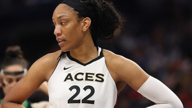 Gwiazda Las Vegas Aces, A'ja Wilson, bije rekord jako najlepiej opłacana zawodniczka WNBA w historii, jako pierwsza, która zarobiła ponad milion dolarów