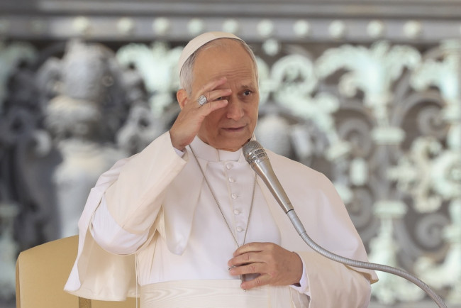 Papież Leon wzywa do globalnego zakazu bombardowań lotniczych