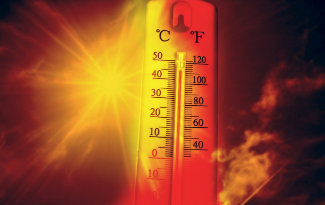 Lato wkracza w ten weekend z nową falą upałów, która osiąga ekstremalne temperatury we Francji i Hiszpanii