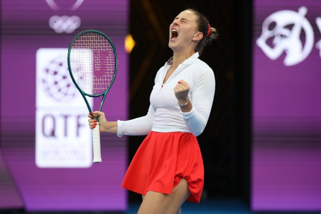 Ukraińska zawodniczka Marta Kostyk odmawia powitania Sabalenki podczas finału w Brisbane: "Tysiące ludzi nie ma światła i ciepłej wody"