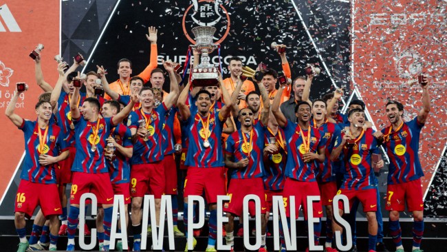 Barcelona pokonuje Real Madryt 3-2 i zdobywa Superpuchar Hiszpanii po raz drugi z rzędu