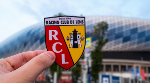 RC Lens pokonuje PSG w Trophée des Champions, 1-0 mimo czerwonej kartki