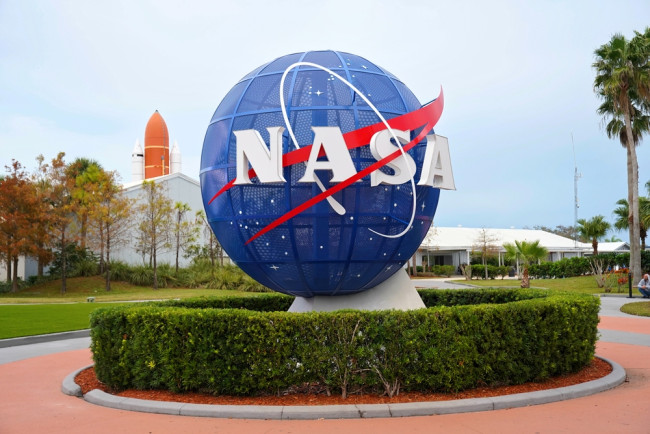 NASA ogłasza stałą bazę na powierzchni Księżyca o wartości 20 miliardów dolarów
