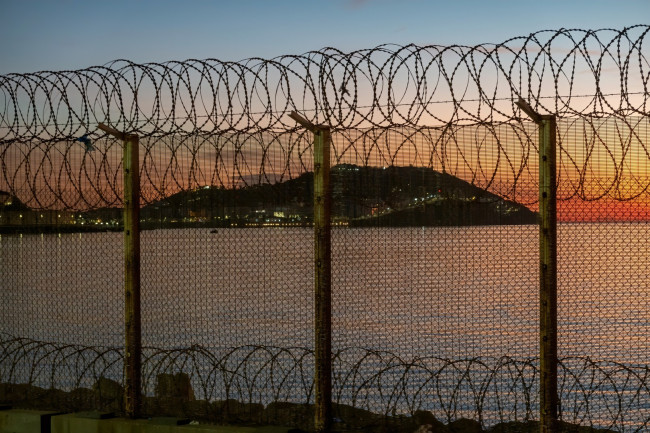 Finlandia i Dania rozmawiają także o wypchnięciu Hiszpanii z strefy Schengen z powodu kryzysu migracyjnego