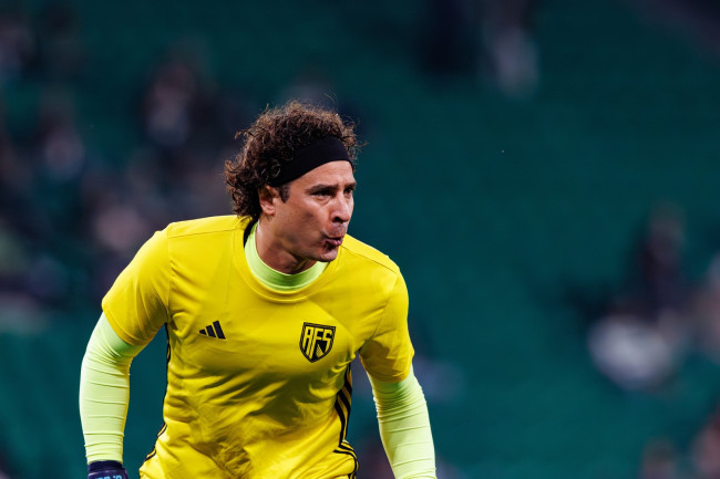 Doświadczony bramkarz Guillermo Ochoa liczy na rekordowe szóste mistrzostwa świata, podobnie jak Messi i Ronaldo