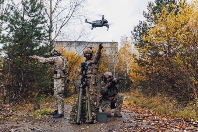 Dania planuje szkolenie z dronów na Ukrainie, co jest pierwszym europejskim przedsięwzięciem