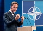 Rutte twierdzi, że Trump "robi właściwe rzeczy dla NATO", zachęcając do zwiększenia wydatk&oacute;w na obronę