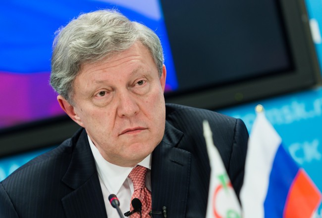 Rosyjska partia opozycyjna wspierająca zawieszenie broni na Ukrainie obiecuje kontynuować kampanię