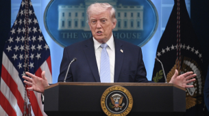 Trump zgadza się na dwutygodniowe zawieszenie broni w Iranie, rezygnując z groźby 