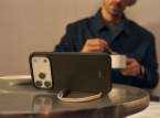 Etui Beats iPhone 17 pełnią r&oacute;wnież funkcję podp&oacute;rki do telefonu