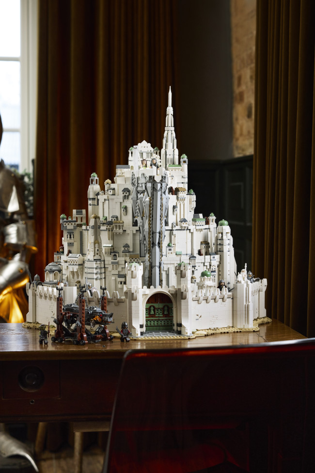 Lego oficjalnie ujawnia ogromny Zestaw Lord of the Rings: Minas Tirith, jeden z największych Lego zestawów w historii
