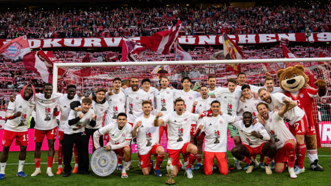 Bayern Monachium wygrywa Bundesligę, bijąc rekordy i celując w zdobycie trzeciej potrójnej korony