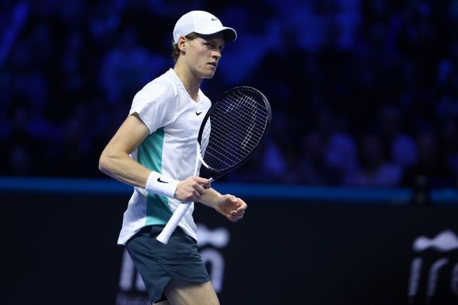 Jannik Sinner unika Pucharu Davisa dla Włoch; Alcaraz i Zverev czekają na Hiszpanię i Niemcy