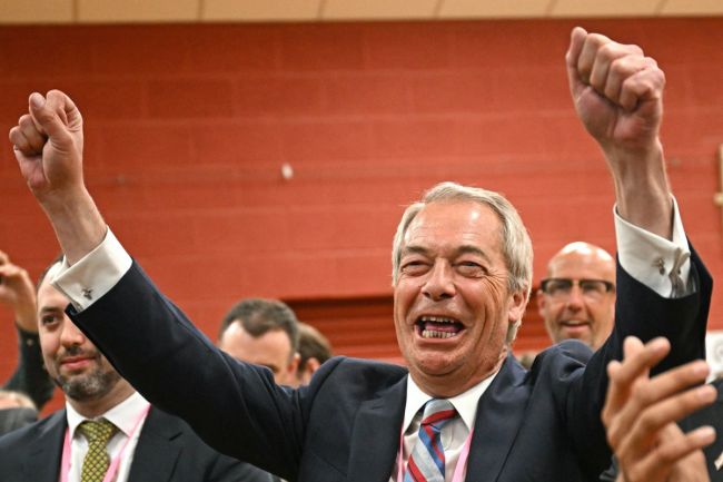 Główne partie polityczne odmawiają wystawienia kandydata przeciwko Nigelowi Farage'owi w wyborach uzupełniających w Clacton