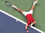 Novak Djokovic przeżywa kolejny emocjonujący mecz i bije jeden z rekord&oacute;w Federera