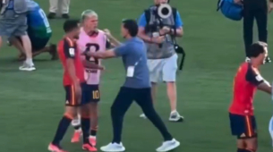 Roberto Ayala przeprasza za pchnięcie Dani Olmo w finale Mistrzostw Świata, 
