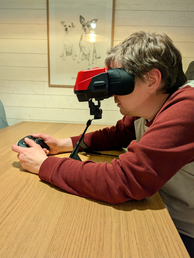 Rozpakowanie i porównanie: Tak wygląda Virtual Boy na Switcha