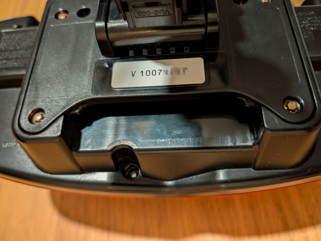 Rozpakowanie i porównanie: Tak wygląda Virtual Boy na Switcha