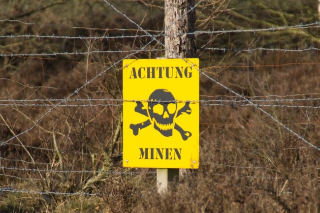 Liczba ofiar min lądowych osiągnęła najwyższy poziom od czterech lat: Kolejne kraje znoszą globalny zakaz