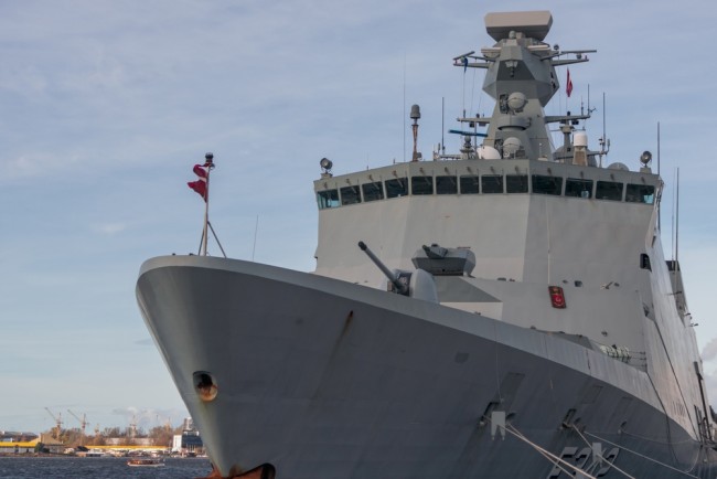 Ta kultowa fregata patrolująca wody u wybrzeży Kopenhagi i Amageru wysyła jasny sygnał do Rosji... A oto dlaczego