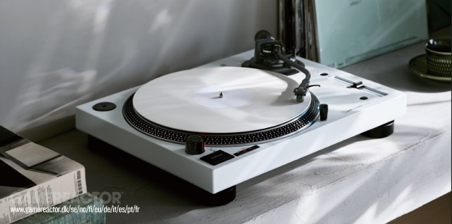 Audio-Technica prezentuje biały model gramofonu AT-LP120XBT-USB