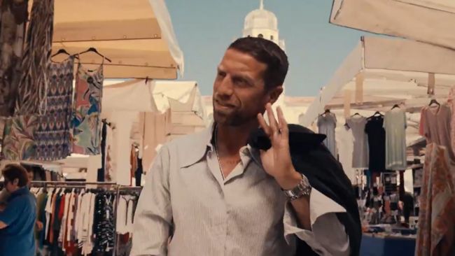 Taniec do Bee Gees po zakończeniu dwuletniego zakazu gry w piłkę nożną: Prezentacja najlepszego zawodnika roku