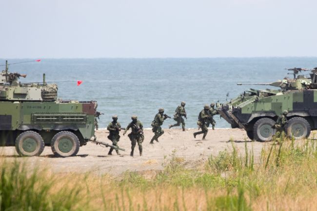 Konflikt dyplomatyczny na Tajwanie między Stanami Zjednoczonymi a Chinami może doprowadzić do eskalacji nuklearnej, według raportu