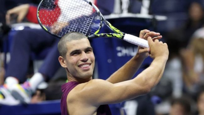 Carlos Alcaraz zaskakuje uczestników US Open nową fryzurą i wrażeniem Rory'ego McIlroya