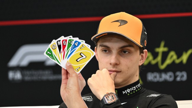 Oscar Piastri, George Russell i Alex Albon mieli mistrzostwo "UNO" "z wątpliwymi zasadami"
