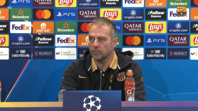 Hansi Flick komentuje swoje gesty podczas ostatniego meczu z Barceloną: "Nie chcę, żeby mój wnuk widział, jak to robię"