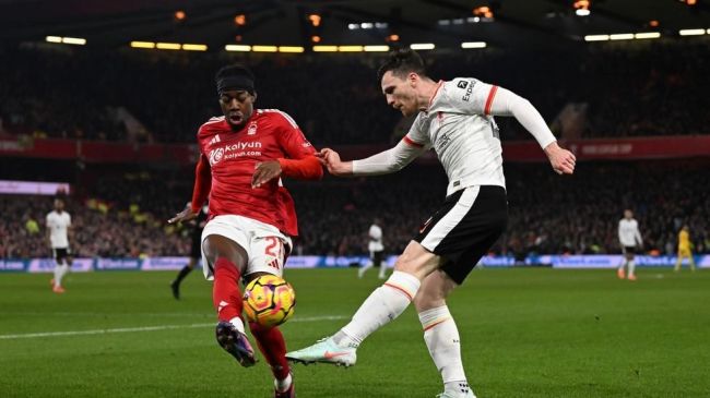 Wyścig Premier League rozpoczyna się po tym, jak Nottingham Forest zremisuje z Liverpoolem 1-1 i wyprzedzi Arsenal