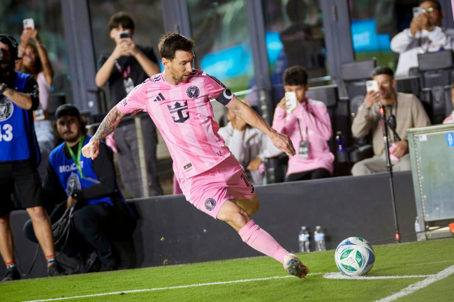 Messi zdobywa pierwsze gole po Mistrzostwach Świata: "Nie ma superlatywów, to byłby Picasso"