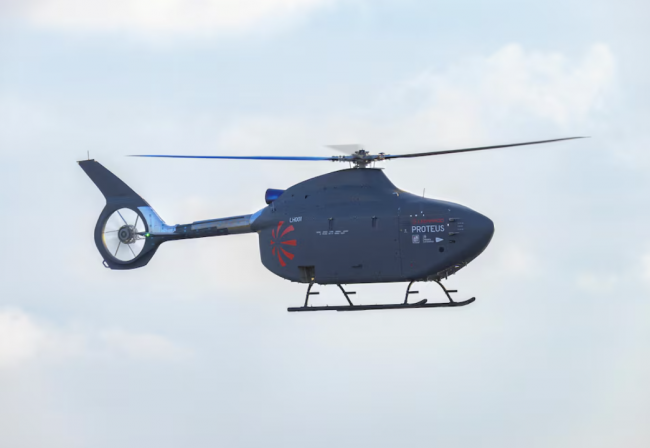 Marynarka Wojenna Wielkiej Brytanii przedstawia autonomiczny samolot o nazwie Proteus