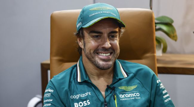 Szef Astona Martina uważa, że Fernando Alonso będzie nadal aktywny w 2027 roku: "Jego wiek jest siłą"