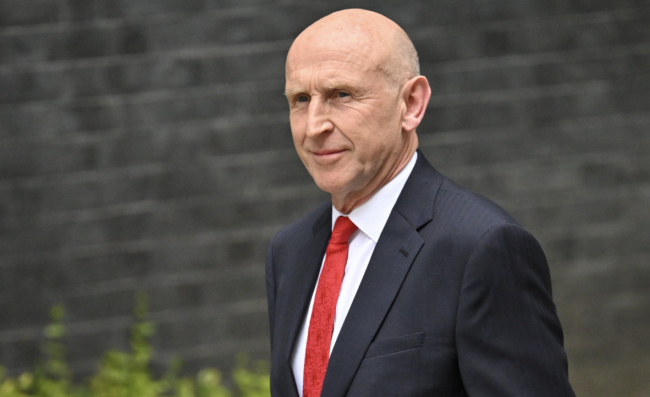 Brytyjscy żołnierze zyskają nowe uprawnienia do zestrzeliwania dronów w pobliżu baz