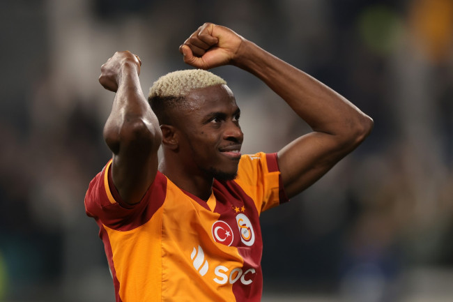 Galatasaray pokonuje Liverpool w pierwszym meczu 1/8 finału Ligi Mistrzów