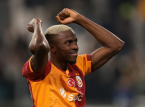 Galatasaray pokonuje Liverpool w pierwszym meczu 1/8 finału Ligi Mistrz&oacute;w