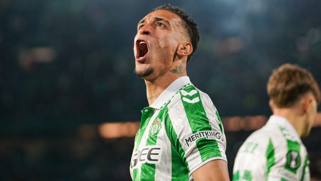 Betis porównuje statystyki Antony'ego z Vinim Jr: "Tylko jeden wyraźny pretendent do Złotej Piłki"