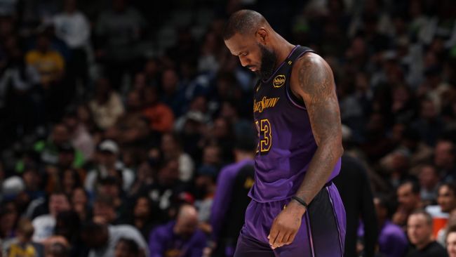 Upadek LeBrona Jamesa: najgorsze statystyki w karierze od jego debiutanckiego roku po porażce z Lakers 109-80