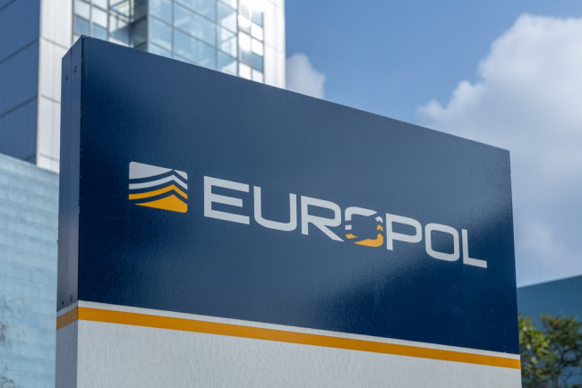 Europol likwiduje sieć przemytu kokainy działającą między Ameryką Południową a Islandią