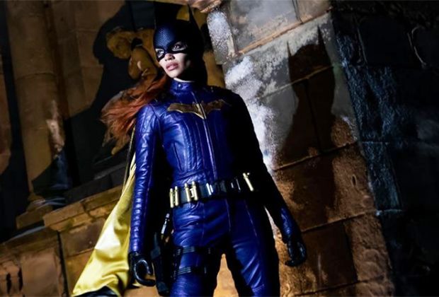Warner Bros. nagle wyciąga wtyczkę z prawie ukończonego filmu Batgirl