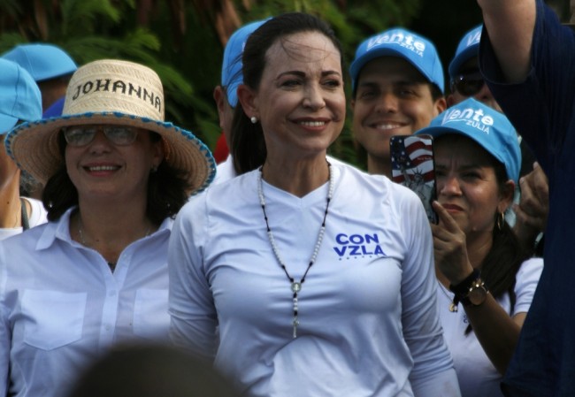 Machado z Wenezueli ukrywa się: Bezpieczny, ale niezdolny do udziału w ceremonii wręczenia pokojowej Nagrody Nobla, informuje Instytut