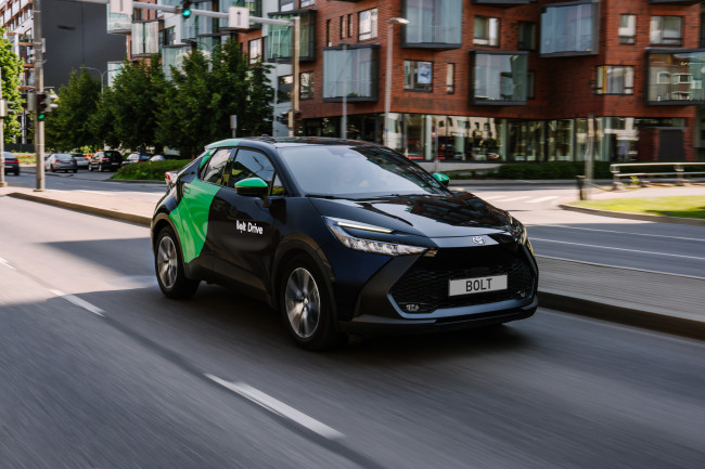Nadchodzą taksówki-roboty, co potwierdziła estońska międzynarodowa firma mobilna Bolt we współpracy z Nvidią