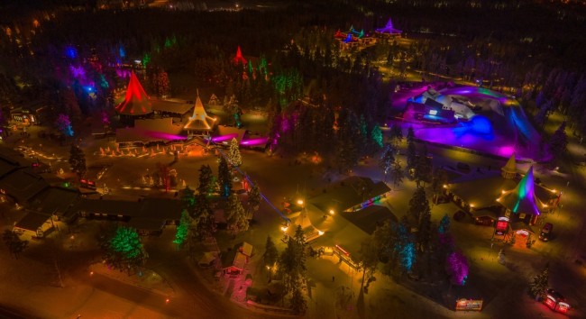 W te święta Święty Mikołaj ma nowych pomocników: NATO rozmieszcza się w Laponii w związku z możliwym rosyjskim atakiem