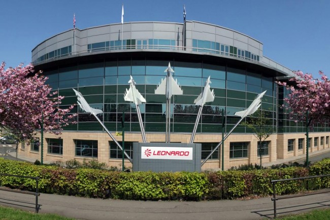 Przewodniczący Leonardo podnosi perspektywę fuzji z Fincantieri