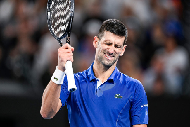 Od outsidera do historii: Djokovic ZASKAKUJE Sinner i zapewnia historyczny finał Australian Open z Alcarazem
