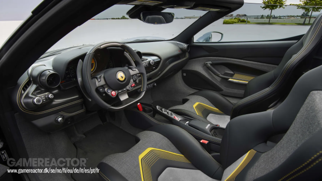 Ferrari prezentuje nowy, jednorazowy V8 F8 Spider