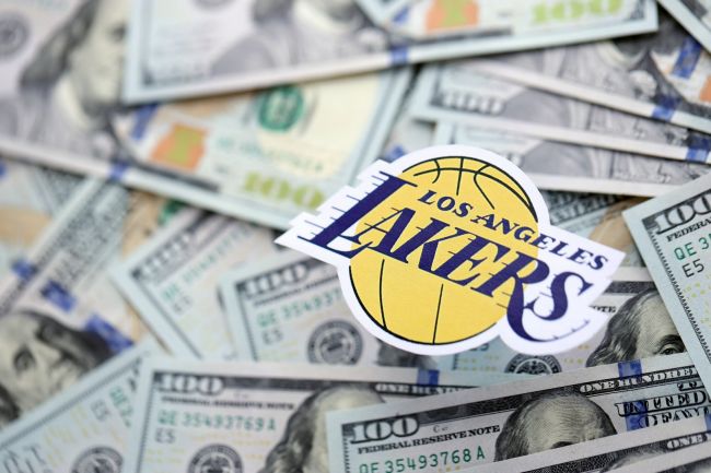 Trener Los Angeles Lakers, JJ Reddick, wyznaje, że spędza godziny ze "swoim przyjacielem ChatGPT"