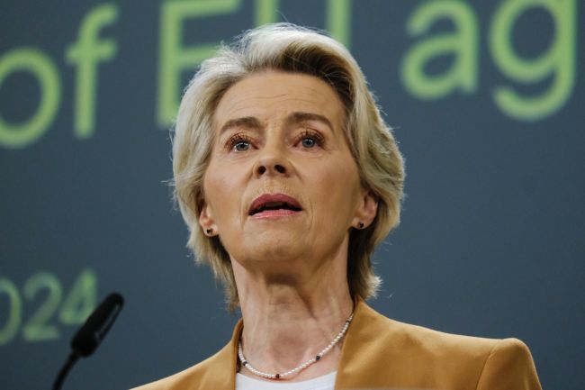 Unia Europejska odpowiada na groźbę taryfową Trumpa zdecydowanym ostrzeżeniem i planami środków zaradczych