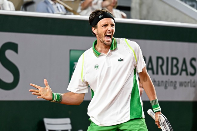 Finał Shanghai Masters pomiędzy kuzynami Vacherotem i Rinderknechem udowadnia, że tenis też może być nieprzewidywalny